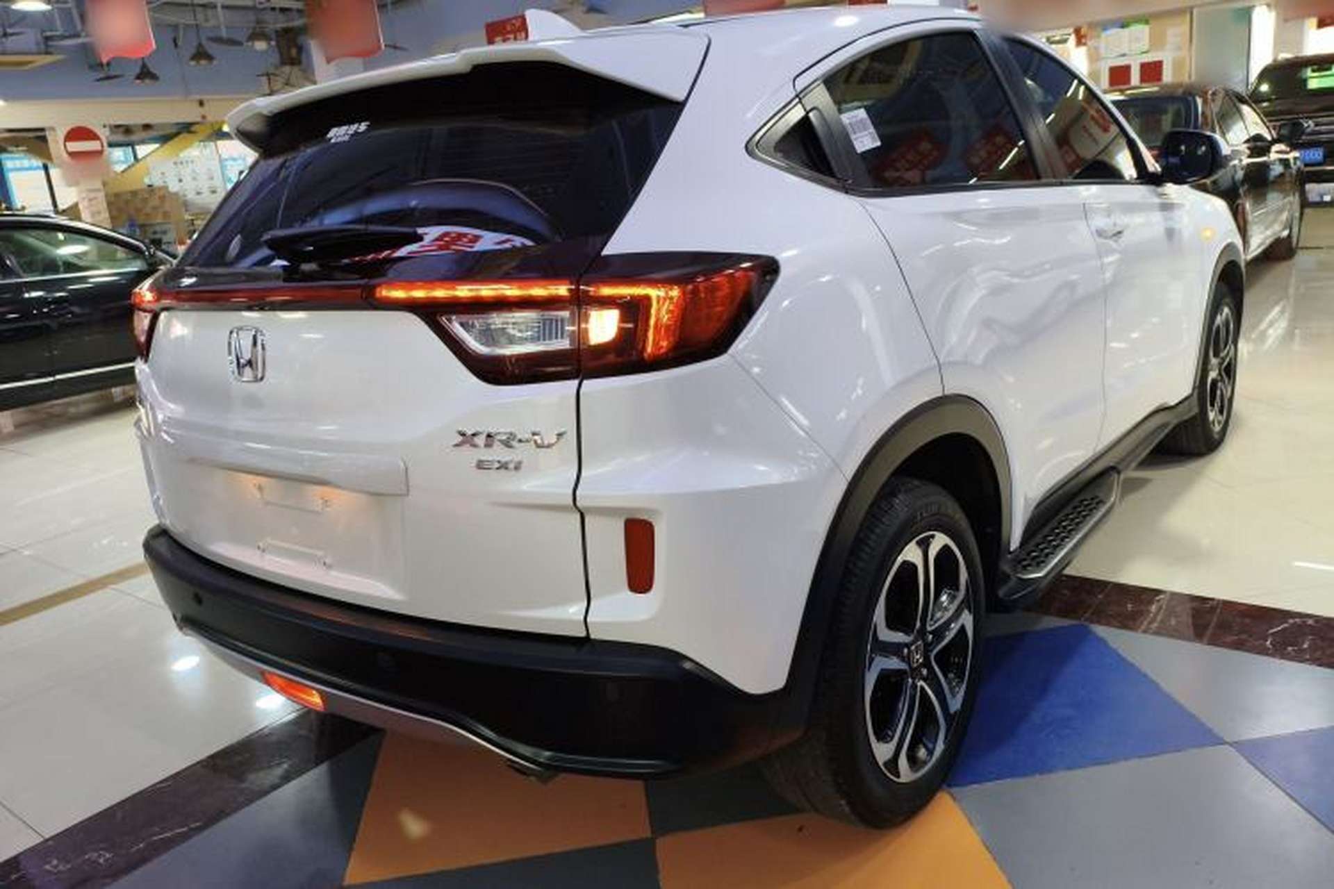 Used Honda XR-V 2017 1.8L EXi CVT Comfort Version Rear Right 45 Deg