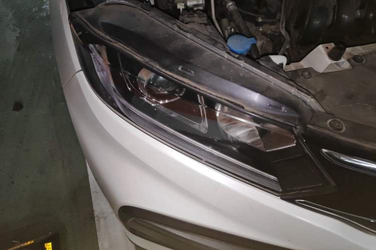 Used Honda XR-V 2017 1.5L LXi CVT Classic Edition Right Front Headlight
