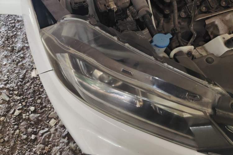 Used Honda XR-V 2017 1.8L EXi CVT Comfort Version Right Front Headlight