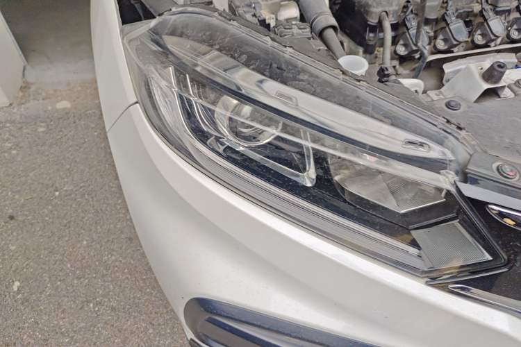 Used Honda XR-V 2017 1.8L EXi CVT Comfort Version Right Front Headlight