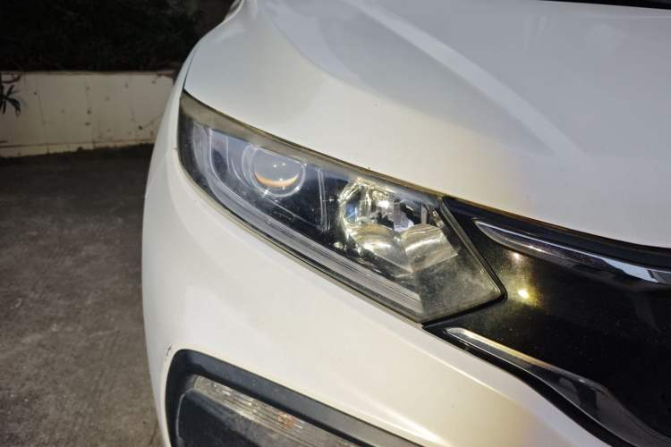 Used Honda XR-V 2017 1.5L LXi CVT Classic Edition Right Front Headlight