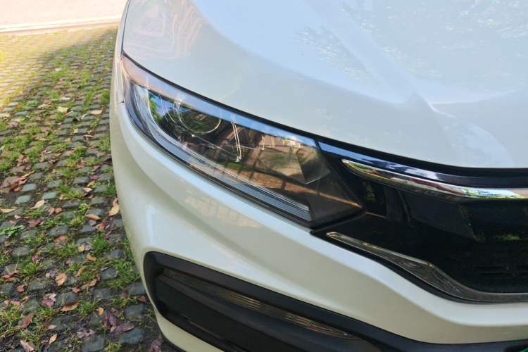 Used Honda XR-V 2017 1.8L EXi CVT Comfort Version Right Front Headlight