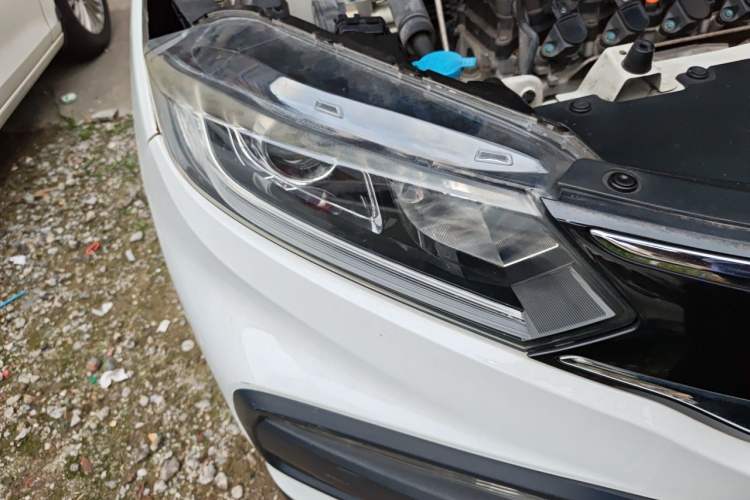 Used Honda XR-V 2017 1.8L EXi CVT Comfort Version Right Front Headlight