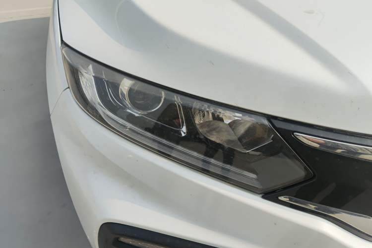 Used Honda XR-V 2017 1.5L LXi CVT Classic Edition Right Front Headlight