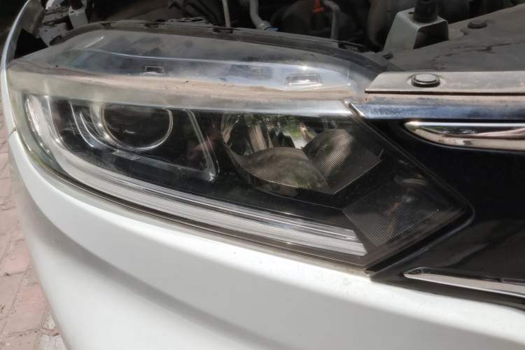 Used Honda XR-V 2017 1.5L LXi CVT Classic Edition Right Front Headlight