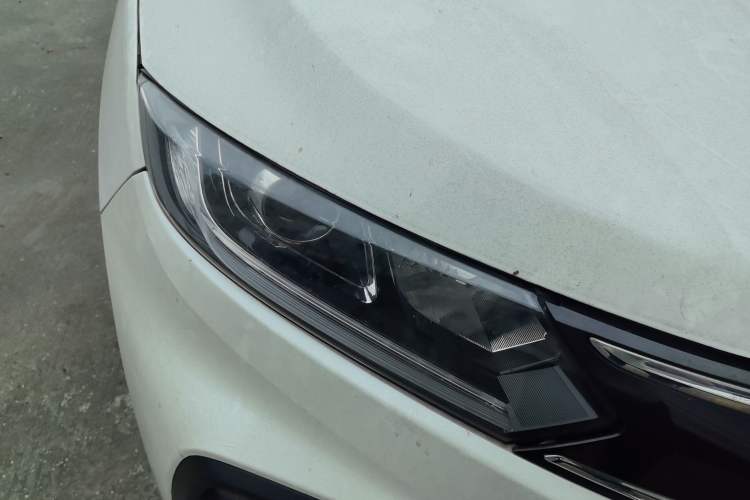 Used Honda XR-V 2017 1.8L EXi CVT Comfort Version Right Front Headlight