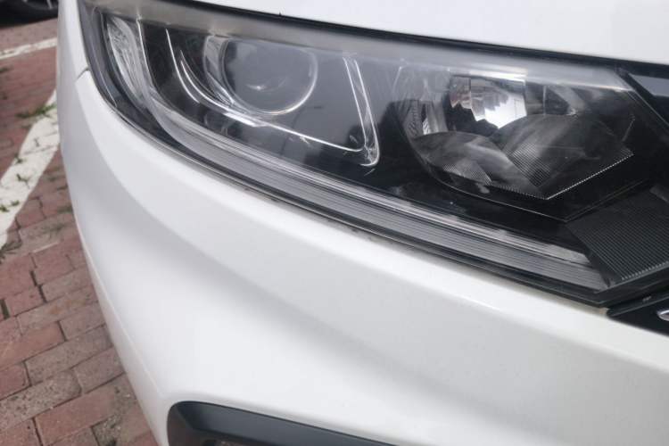Used Honda XR-V 2017 1.8L EXi CVT Comfort Version Right Front Headlight