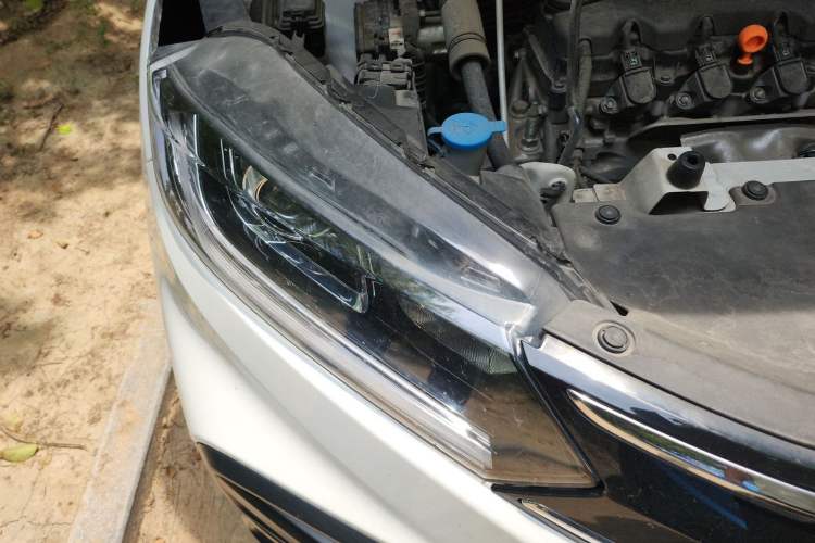 Used Honda XR-V 2017 1.8L EXi CVT Comfort Version Right Front Headlight