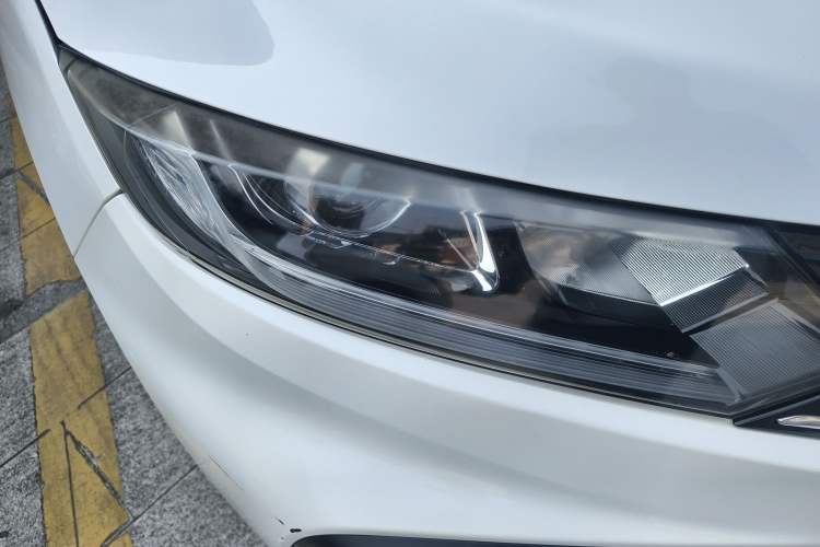 Used Honda XR-V 2017 1.8L EXi CVT Comfort Version Right Front Headlight