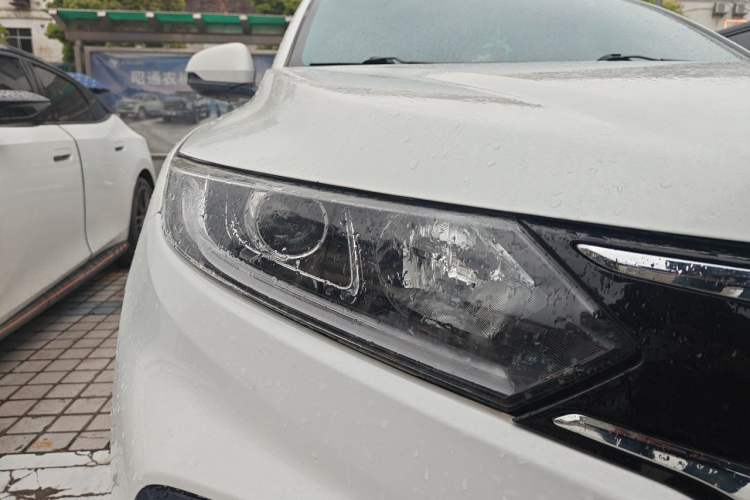 Used Honda XR-V 2017 1.5L LXi Manual Classic Edition Right Front Headlight