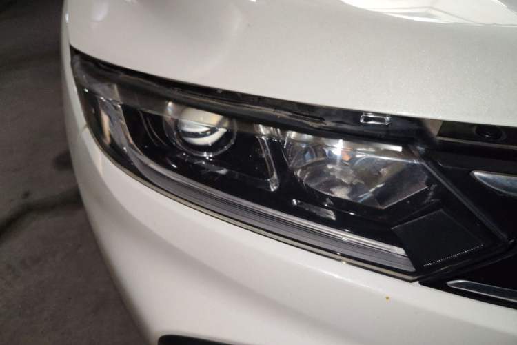 Used Honda XR-V 2017 1.8L EXi CVT Comfort Version Right Front Headlight