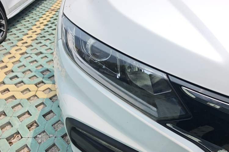 Used Honda XR-V 2017 1.8L EXi CVT Comfort Version Right Front Headlight