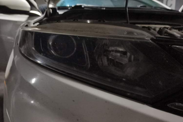 Used Honda XR-V 2017 1.5L LXi CVT Classic Edition Right Front Headlight