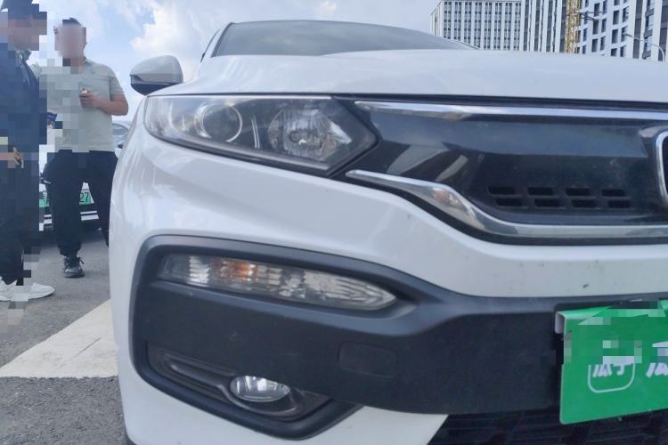 Used Honda XR-V 2017 1.8L EXi CVT Comfort Version Right Front Headlight