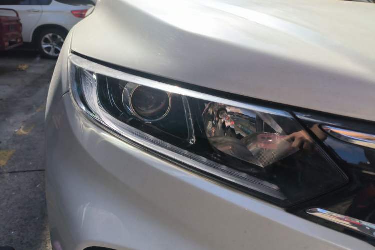 Used Honda XR-V 2017 1.5L LXi CVT Classic Edition Right Front Headlight
