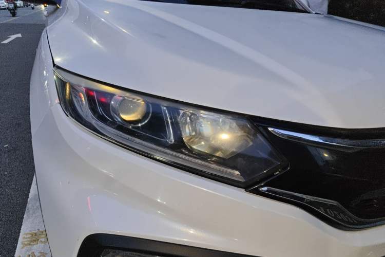 Used Honda XR-V 2017 1.8L EXi CVT Comfort Version Right Front Headlight