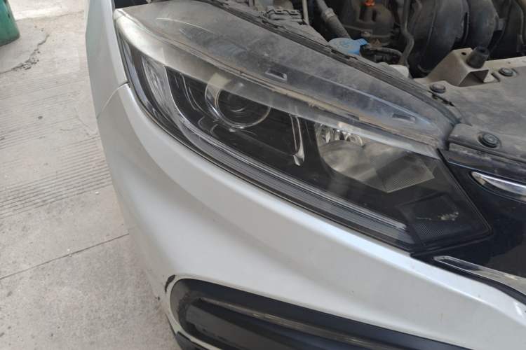 Used Honda XR-V 2017 1.5L LXi CVT Classic Edition Right Front Headlight