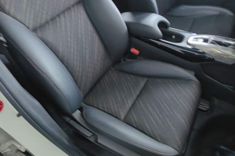 Used Honda XR-V 2017 1.8L EXi CVT Comfort Version Right Front Seat