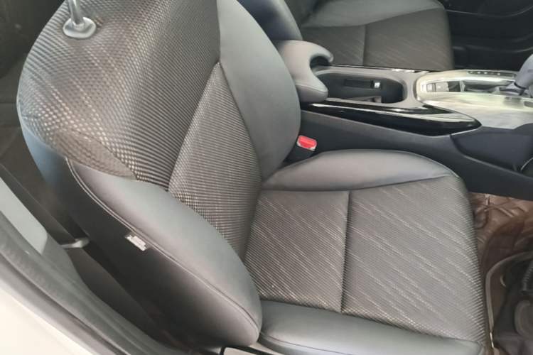 Used Honda XR-V 2017 1.8L EXi CVT Comfort Version Right Front Seat