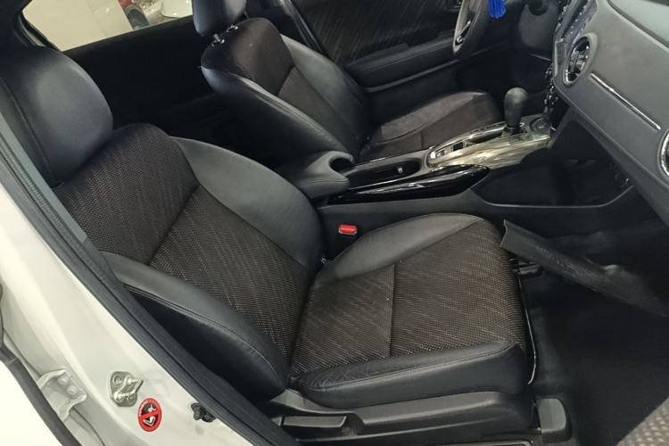 Used Honda XR-V 2017 1.8L EXi CVT Comfort Version Right Front Seat