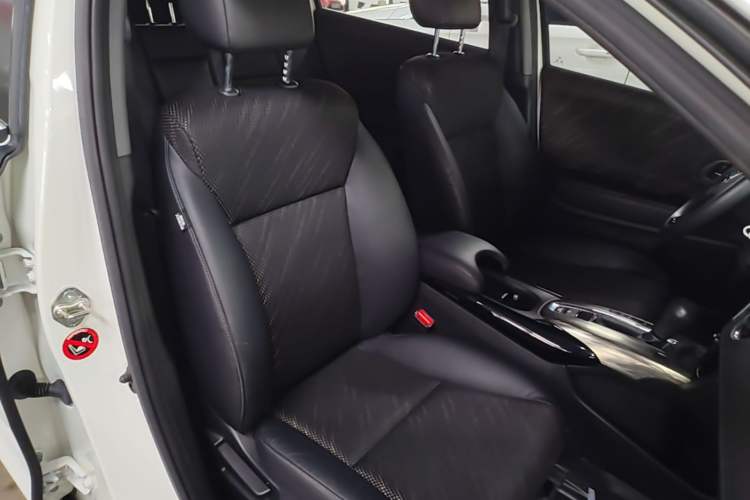 Used Honda XR-V 2017 1.5L LXi CVT Classic Edition Right Front Seat
