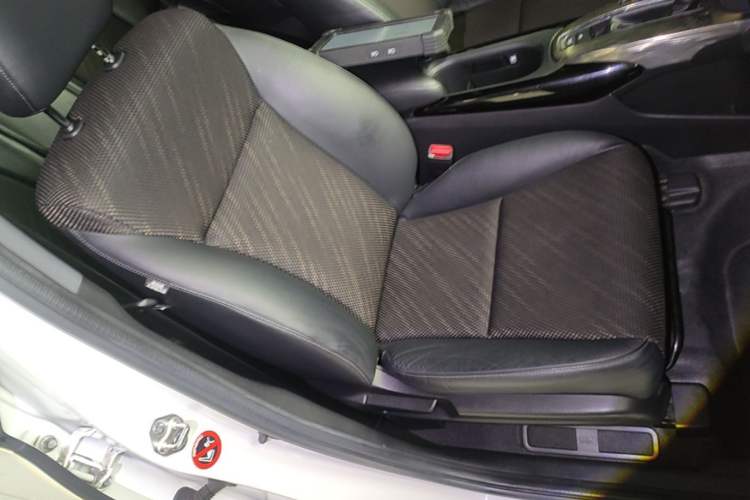 Used Honda XR-V 2017 1.5L LXi CVT Classic Edition Right Front Seat