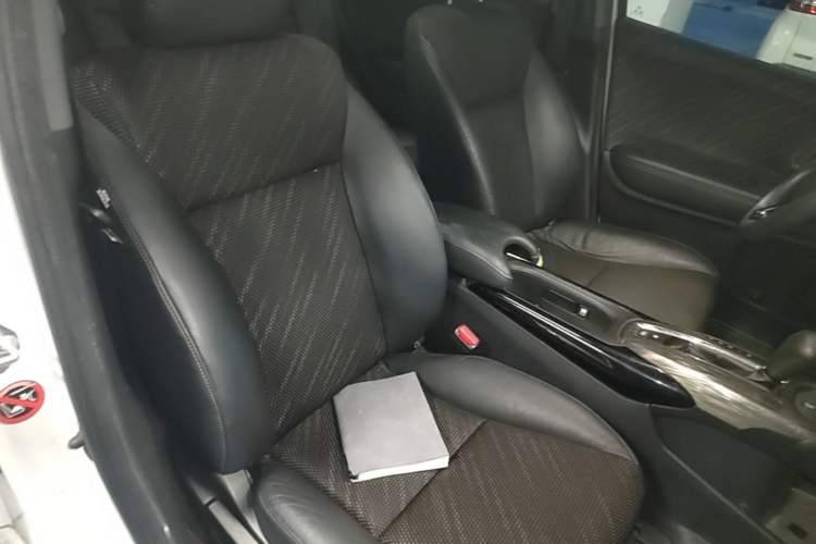 Used Honda XR-V 2017 1.8L EXi CVT Comfort Version Right Front Seat