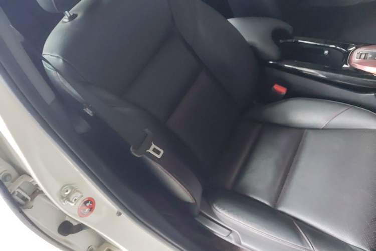 Used Honda XR-V 2017 1.8L VTi CVT Luxury Edition Right Front Seat