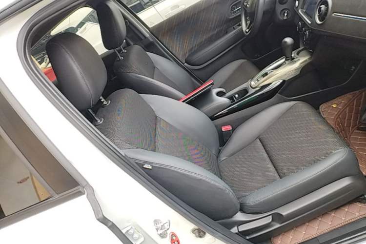 Used Honda XR-V 2017 1.5L LXi CVT Classic Edition Right Front Seat