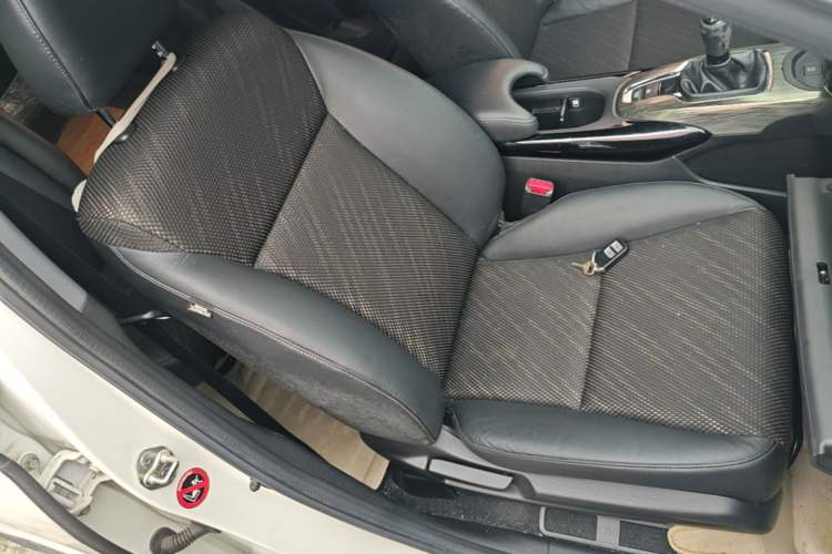 Used Honda XR-V 2017 1.8L EXi Manual Comfort Edition Right Front Seat