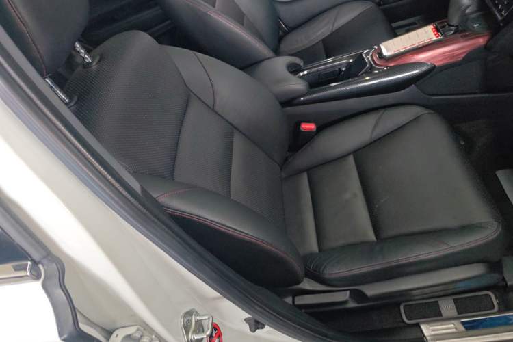 Used Honda XR-V 2017 1.8L VTi CVT Luxury Edition Right Front Seat