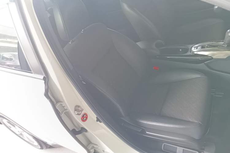 Used Honda XR-V 2017 1.5L LXi CVT Classic Edition Right Front Seat