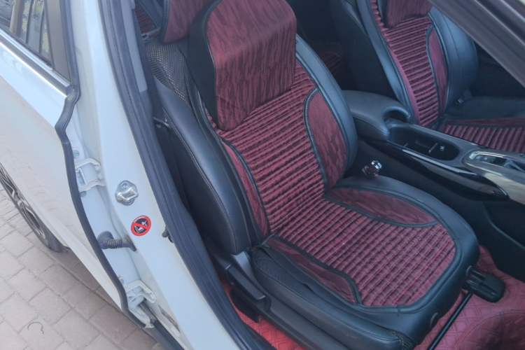 Used Honda XR-V 2017 1.8L EXi CVT Comfort Version Right Front Seat