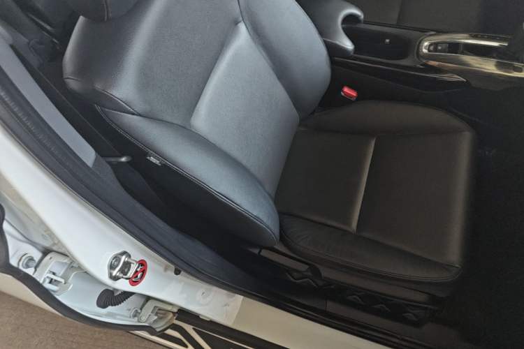 Used Honda XR-V 2017 1.5L LXi CVT Classic Edition Right Front Seat