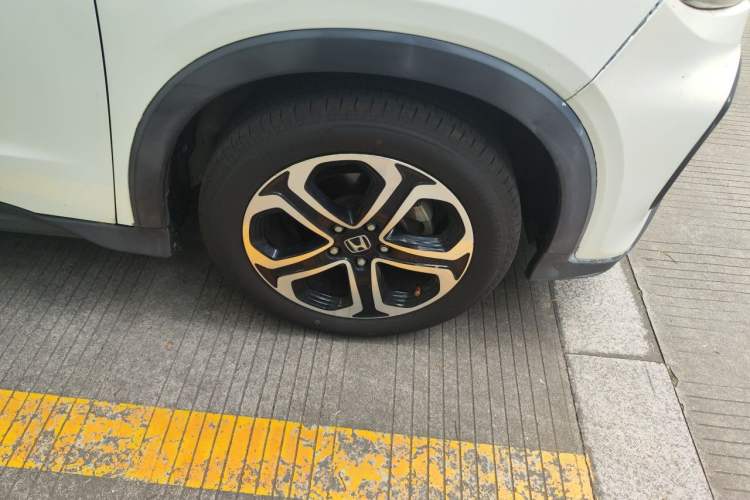 Used Honda XR-V 2017 1.8L EXi CVT Comfort Version Right Front Wheel Hub