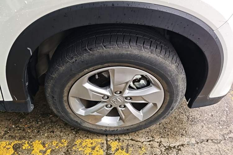 Used Honda XR-V 2017 1.5L LXi CVT Classic Edition Right Front Wheel Hub