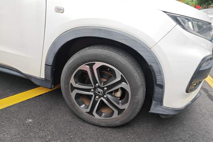 Used Honda XR-V 2017 1.8L EXi CVT Comfort Version Right Front Wheel Hub