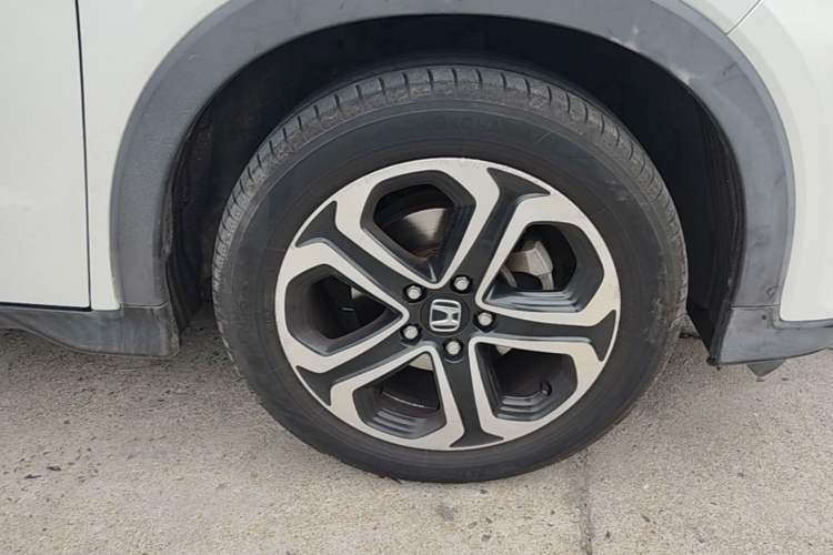 Used Honda XR-V 2017 1.8L VTi CVT Luxury Edition Right Front Wheel Hub