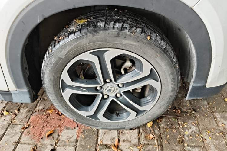 Used Honda XR-V 2017 1.8L EXi CVT Comfort Version Right Front Wheel Hub