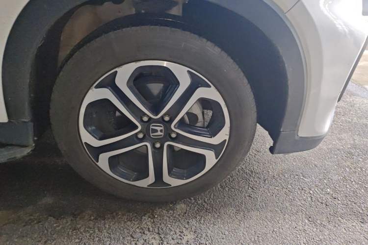 Used Honda XR-V 2017 1.8L EXi CVT Comfort Version Right Front Wheel Hub