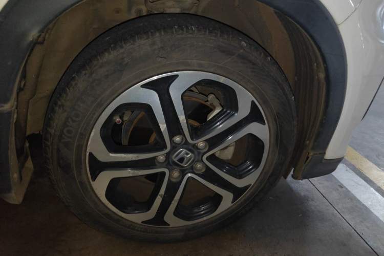 Used Honda XR-V 2017 1.8L EXi CVT Comfort Version Right Front Wheel Hub