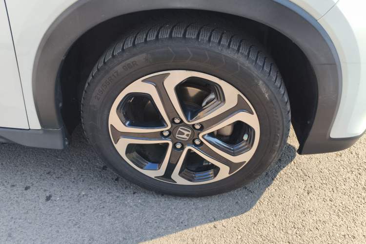 Used Honda XR-V 2017 1.8L EXi CVT Comfort Version Right Front Wheel Hub