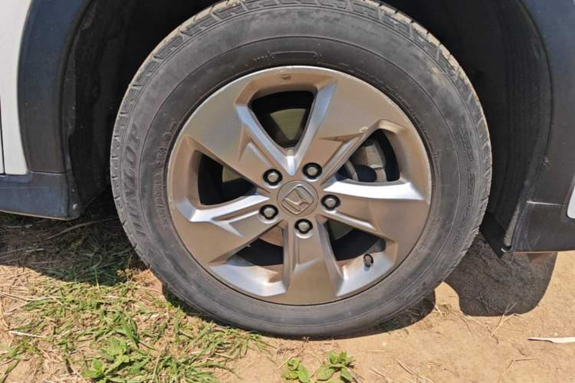 Used Honda XR-V 2017 1.5L LXi CVT Classic Edition Right Front Wheel Hub