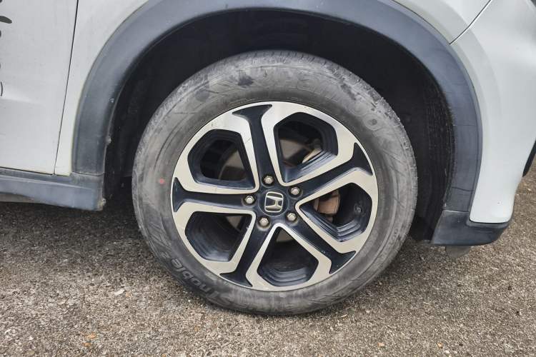 Used Honda XR-V 2017 1.8L EXi CVT Comfort Version Right Front Wheel Hub