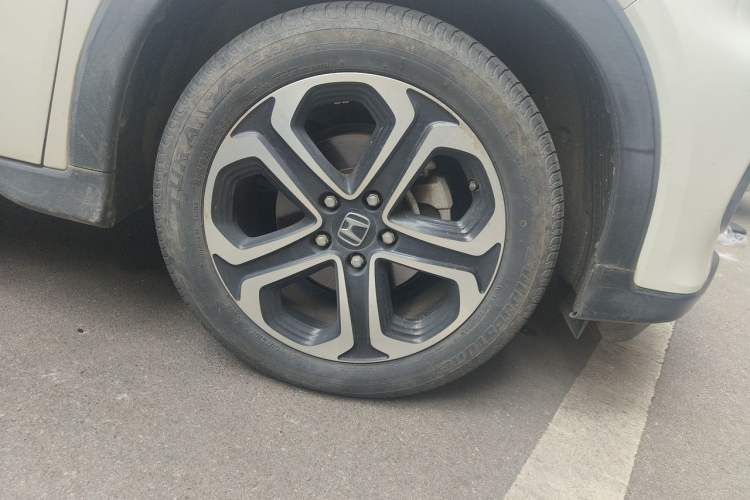 Used Honda XR-V 2017 1.8L EXi CVT Comfort Version Right Front Wheel Hub