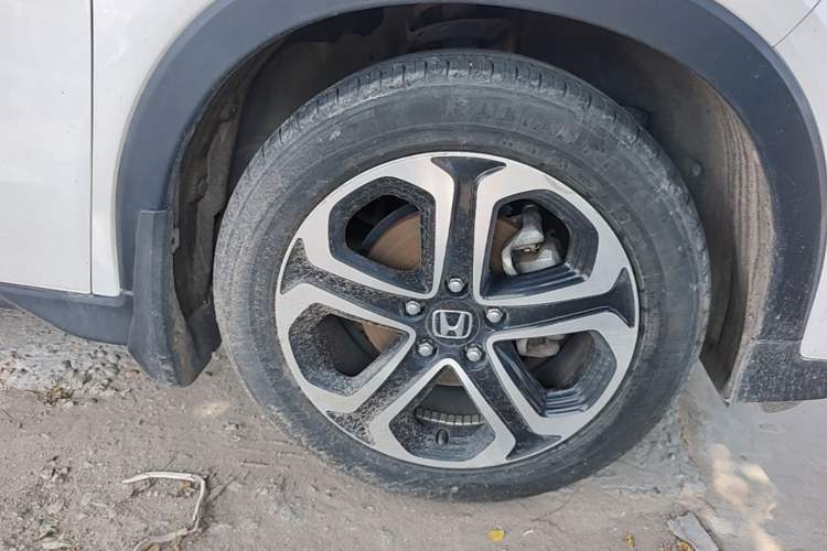 Used Honda XR-V 2017 1.8L EXi CVT Comfort Version Right Front Wheel Hub