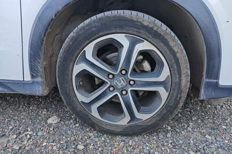 Used Honda XR-V 2017 1.8L EXi CVT Comfort Version Right Front Wheel Hub