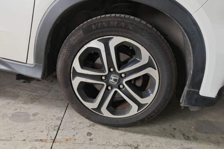 Used Honda XR-V 2017 1.8L EXi CVT Comfort Version Right Front Wheel Hub