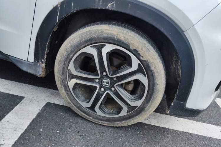 Used Honda XR-V 2017 1.8L EXi CVT Comfort Version Right Front Wheel Hub