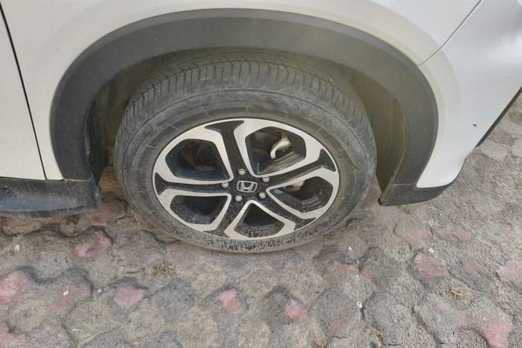 Used Honda XR-V 2017 1.8L EXi CVT Comfort Version Right Front Wheel Hub